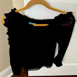 Black Cecelia women’s top with tags